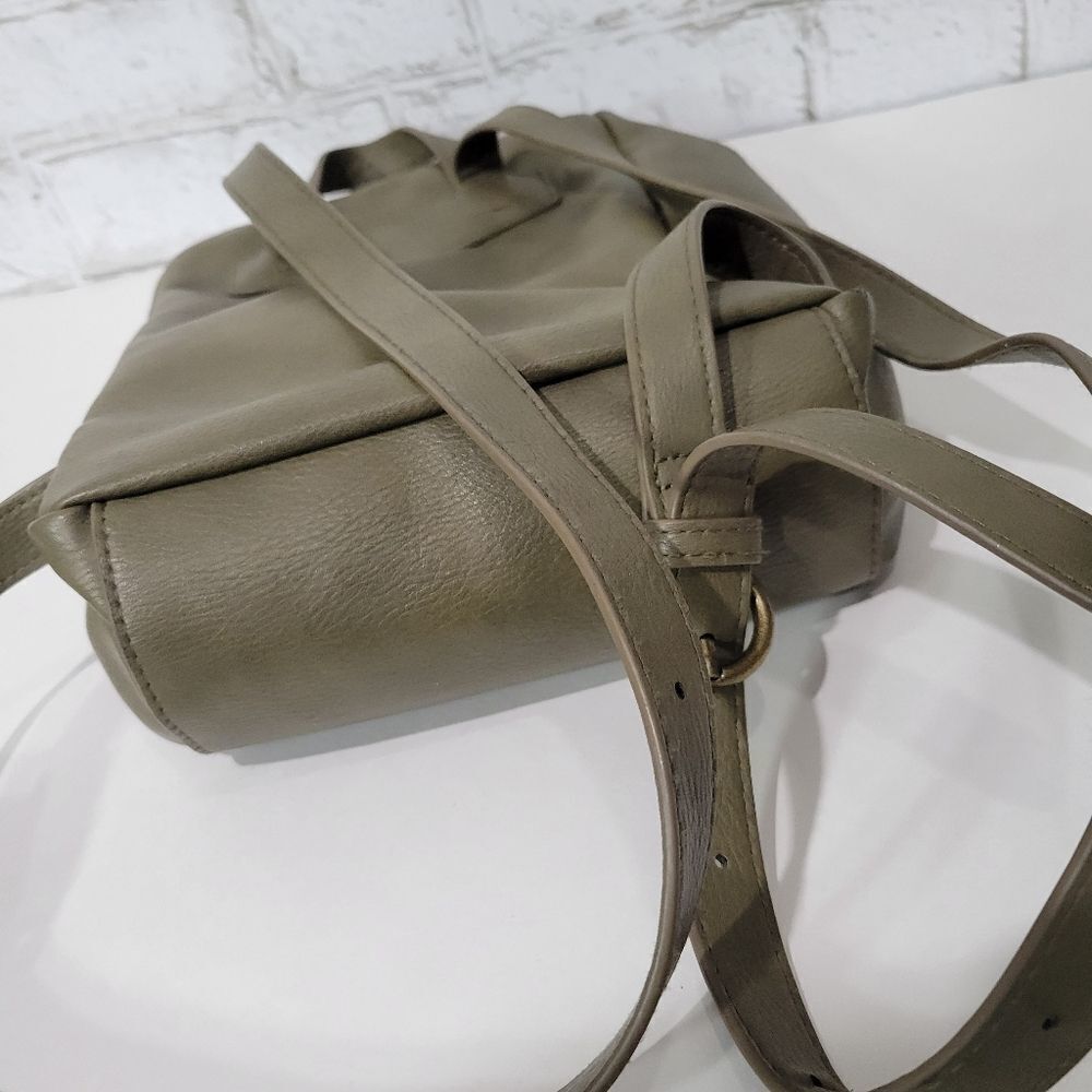 Universal Thread mini backpack - Picture 6 of 14